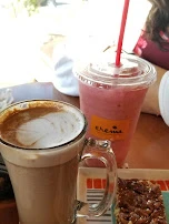 Mocha Borgia and Strawberry Snookie